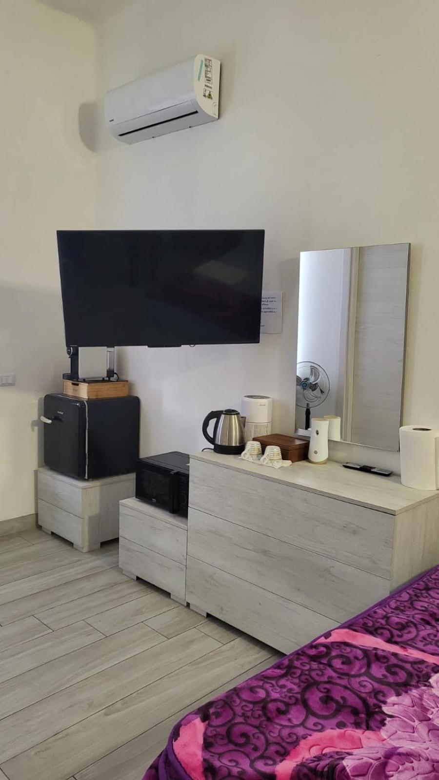 Casa Manzoni Lägenhet Novara Exteriör bild