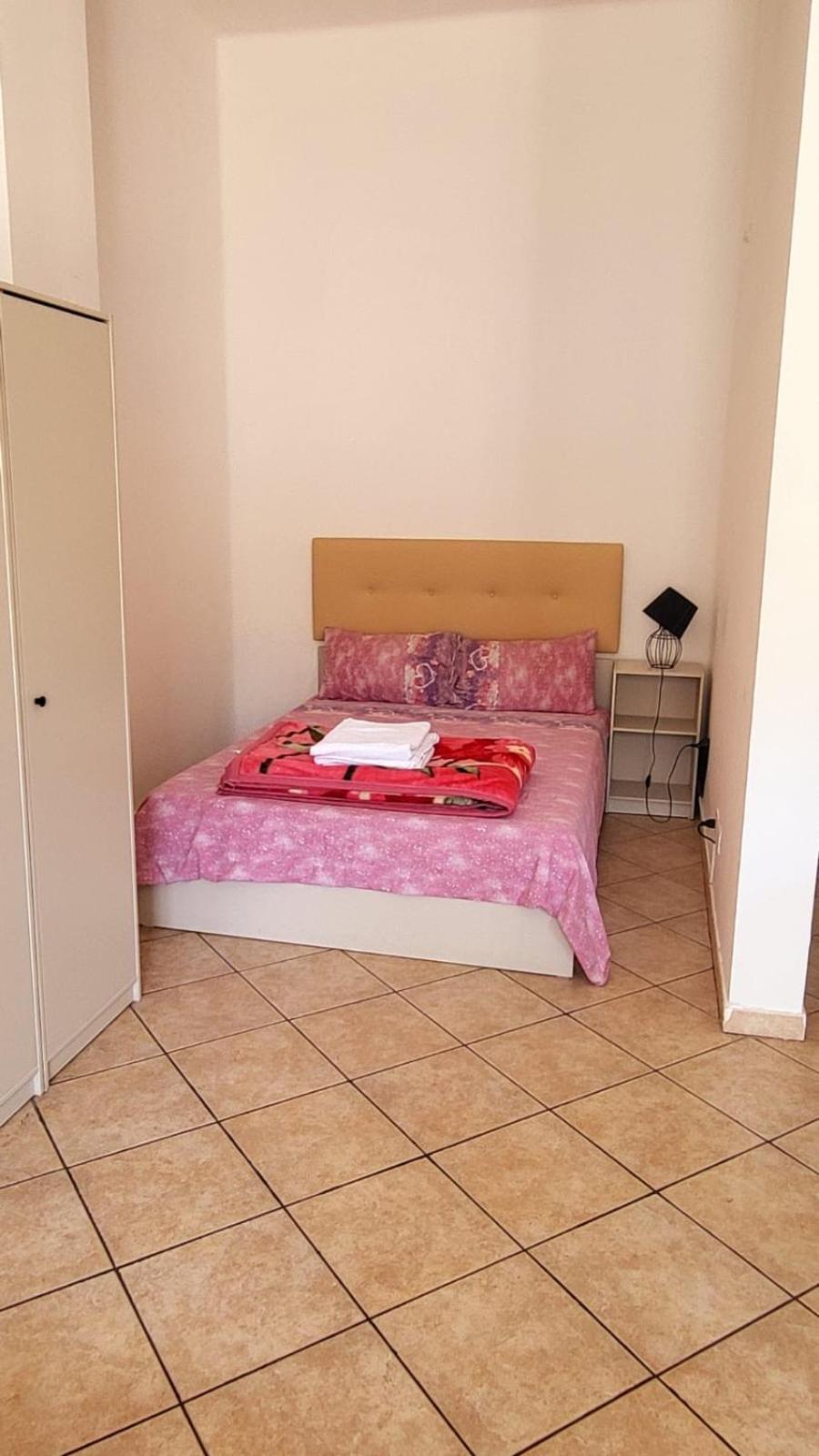 Casa Manzoni Lägenhet Novara Exteriör bild